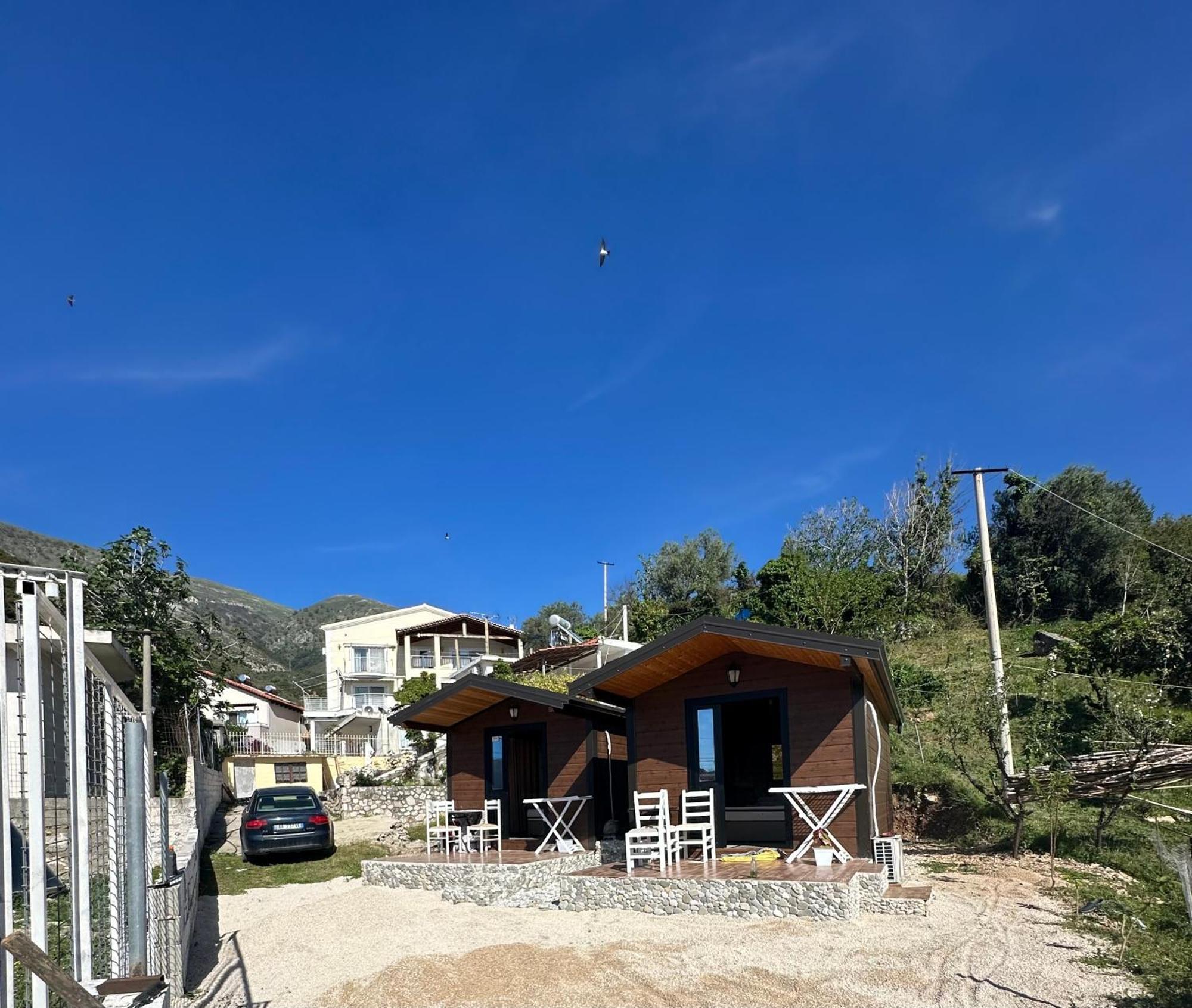 Tony Home Borsh Bagian luar foto