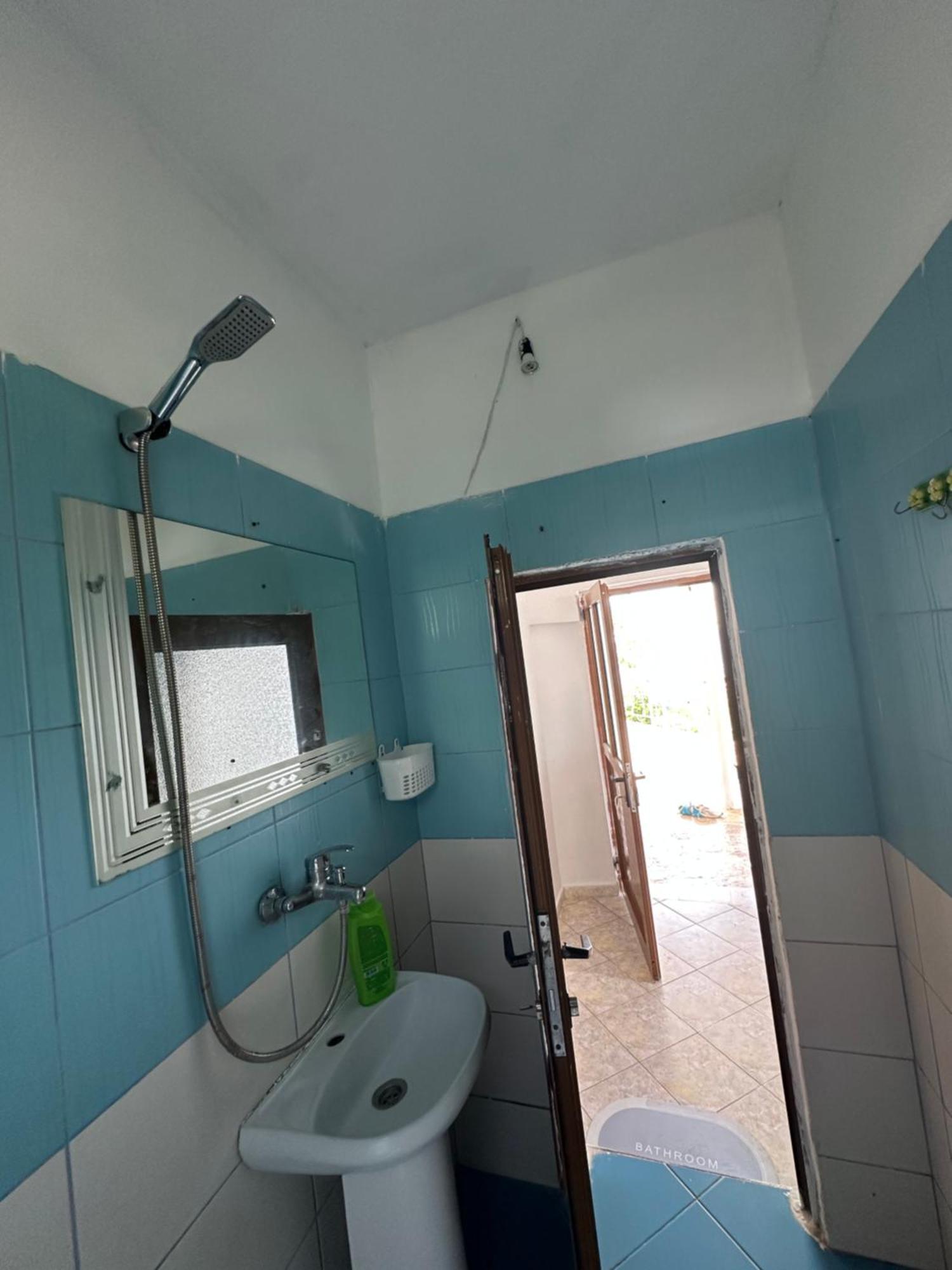 Tony Home Borsh Bagian luar foto